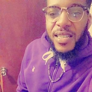 Meet your Posher, Devin